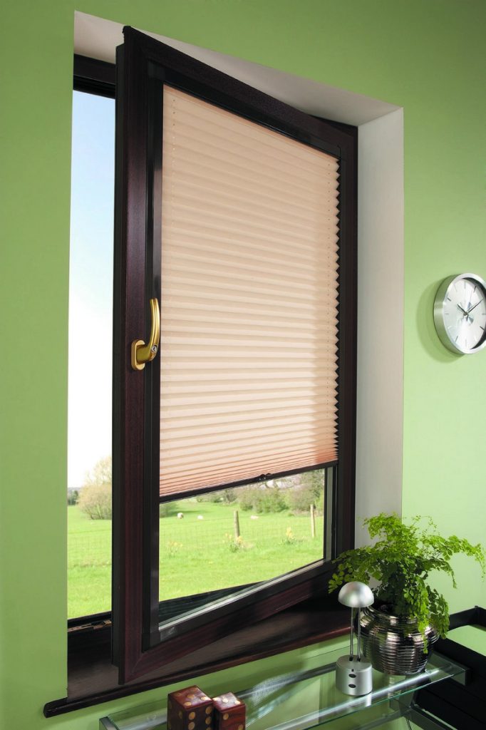 LL_Pleated_PF Brown_2