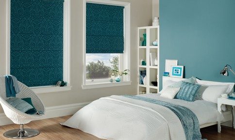 LL_Roman_nouveaux_teal_1