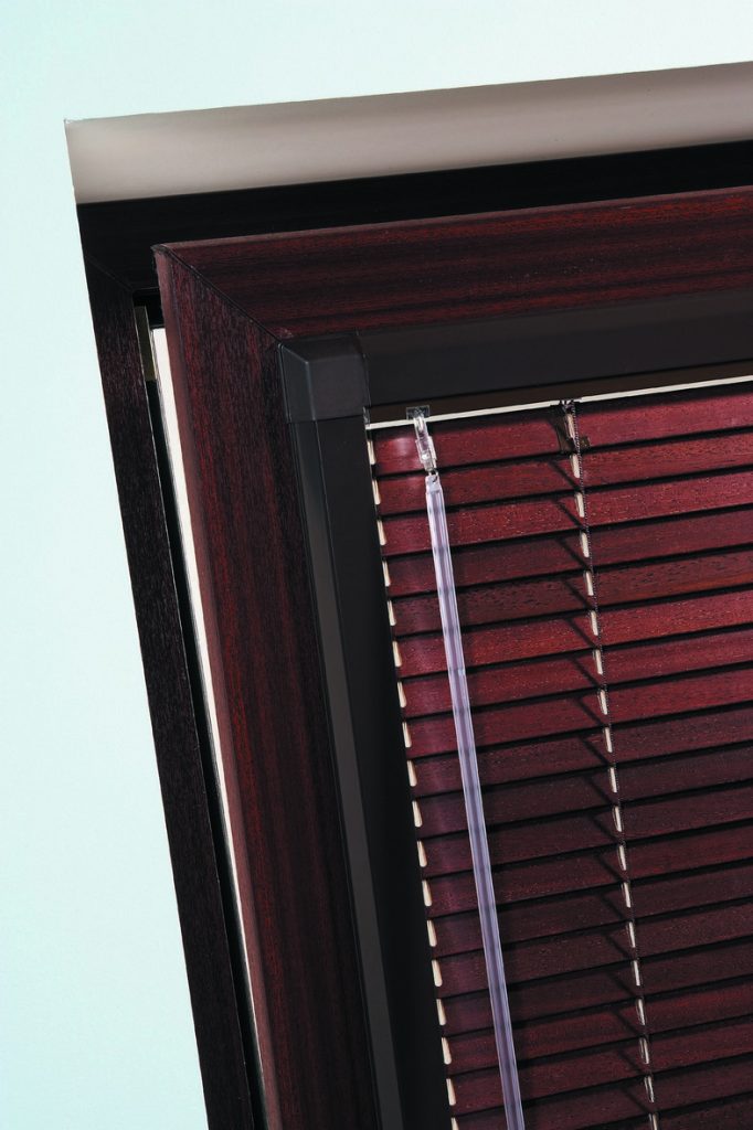 LL_Venetian_PF Brown_Carob_C2